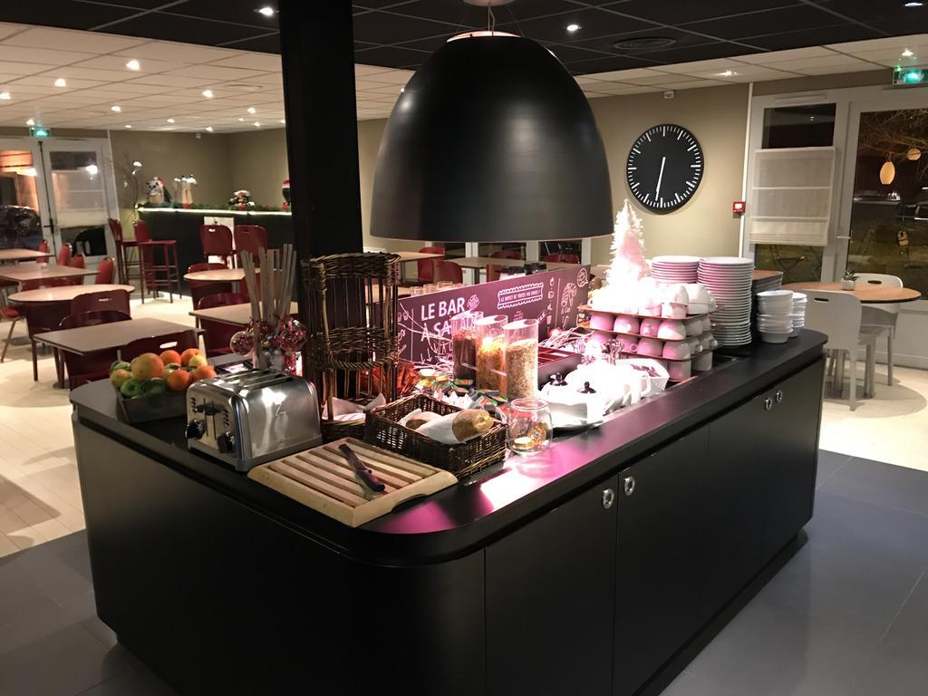 B&B Hotel Roissy - Saint Witz Ex-Campanile Roissy - Saint Witz Εξωτερικό φωτογραφία