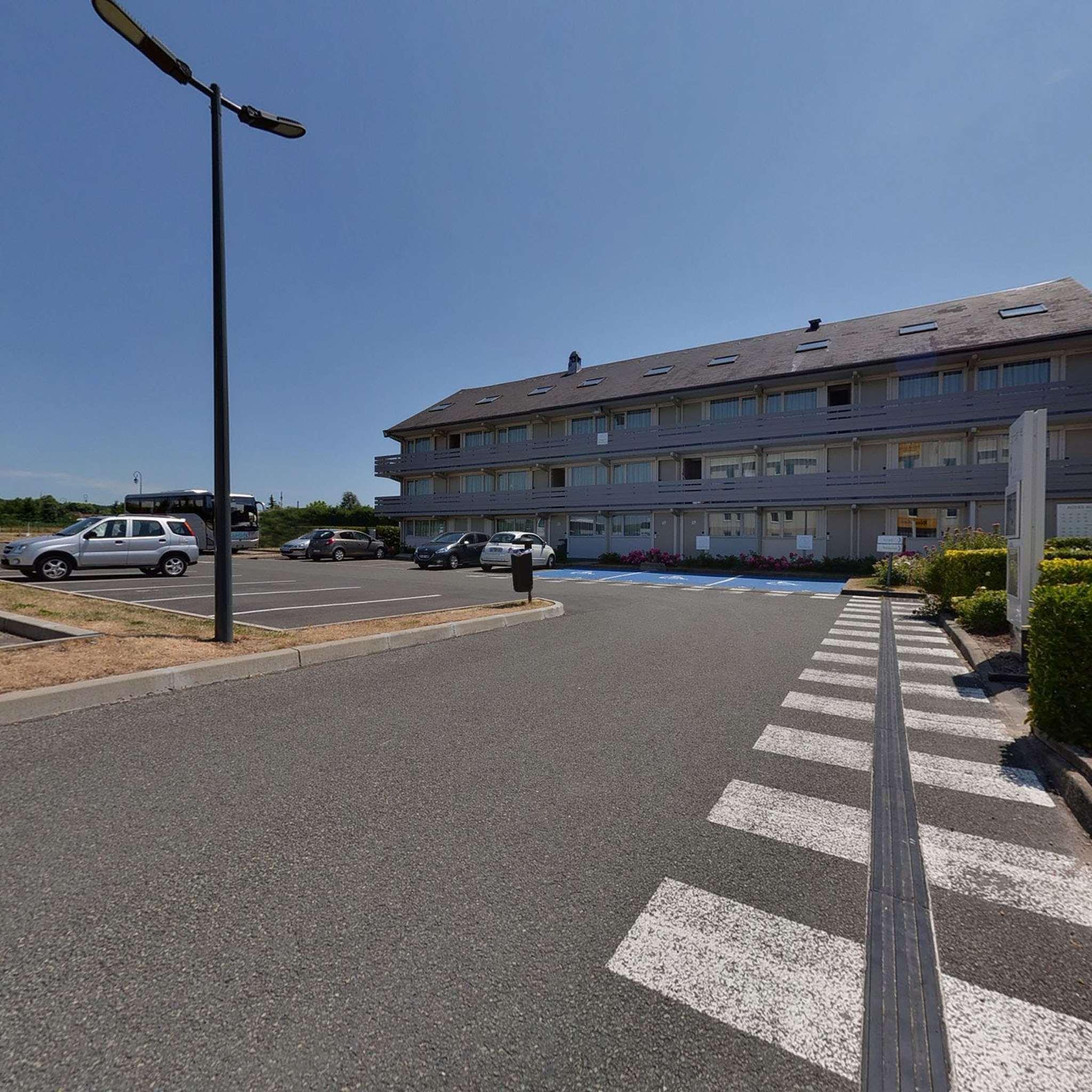 B&B Hotel Roissy - Saint Witz Ex-Campanile Roissy - Saint Witz Εξωτερικό φωτογραφία