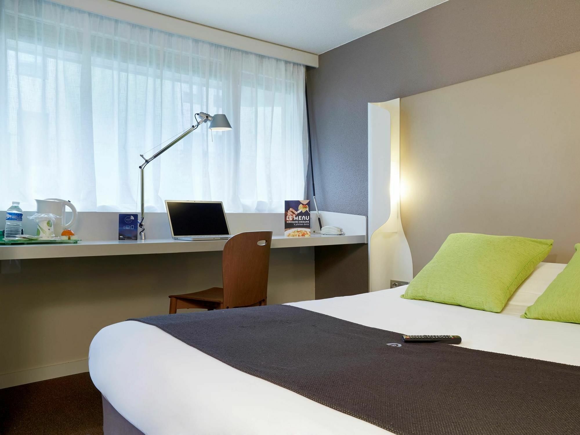 B&B Hotel Roissy - Saint Witz Ex-Campanile Roissy - Saint Witz Εξωτερικό φωτογραφία